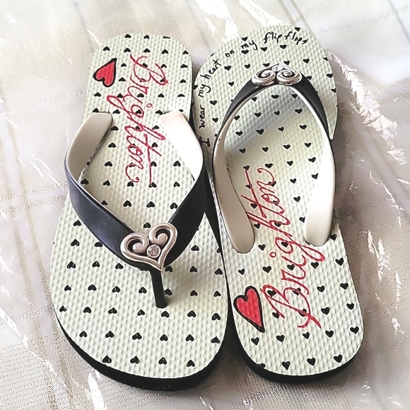 Brighton Hearts Black Flip Flops - Picture 3 of 12